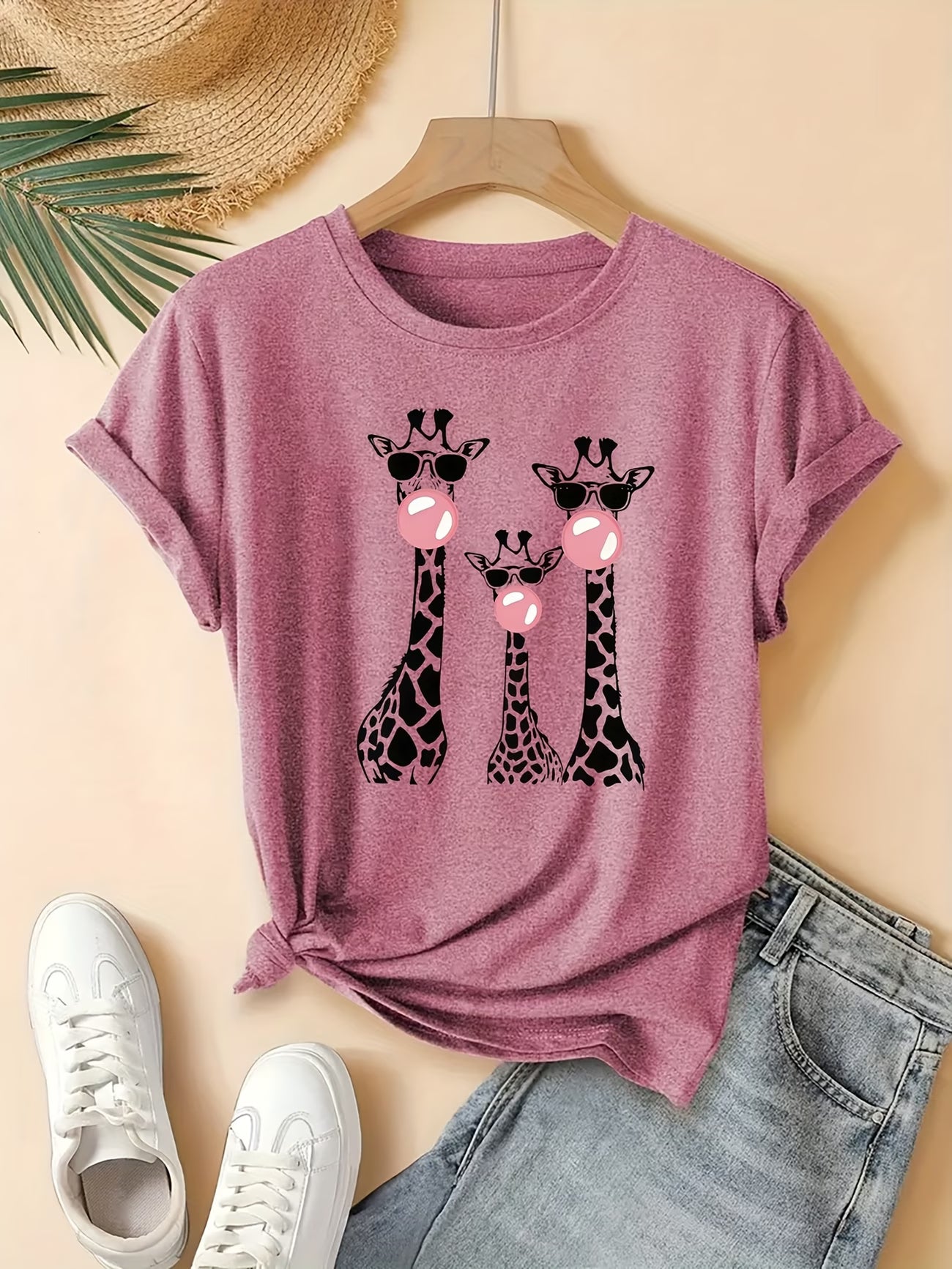 Plus Size Women's Animal Print Short Sleeve Bubble Blowing Giraffe